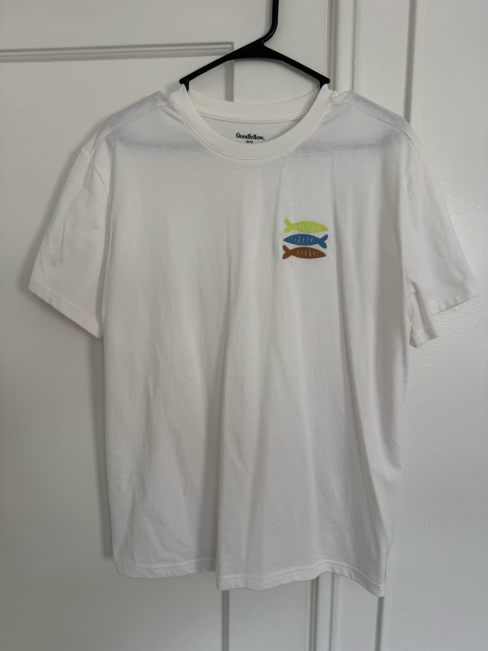 Goodfellow & Co White Crew Neck Tee with Fish Logo